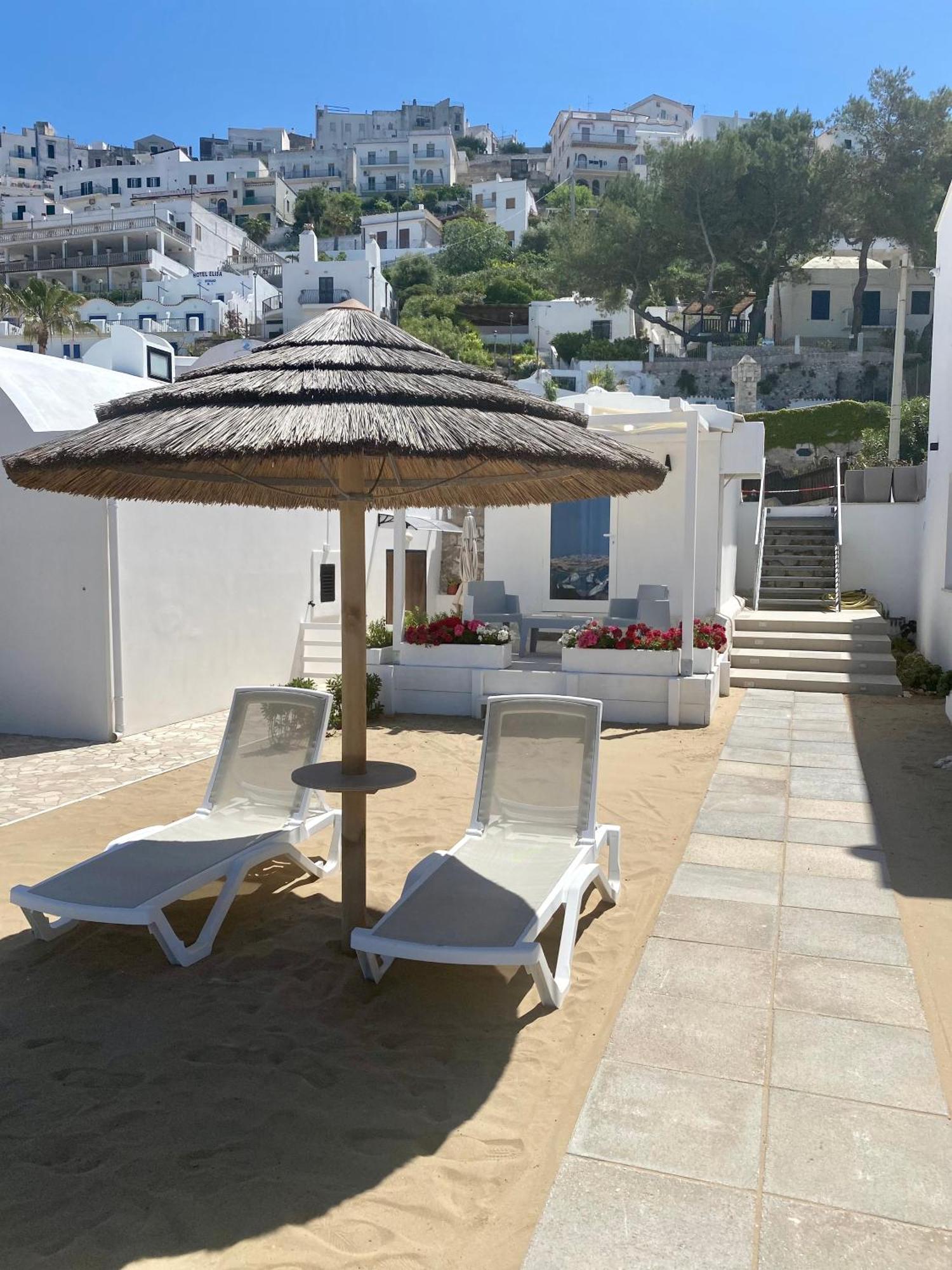 Marina Bay Beach Hotel Peschici Exterior photo
